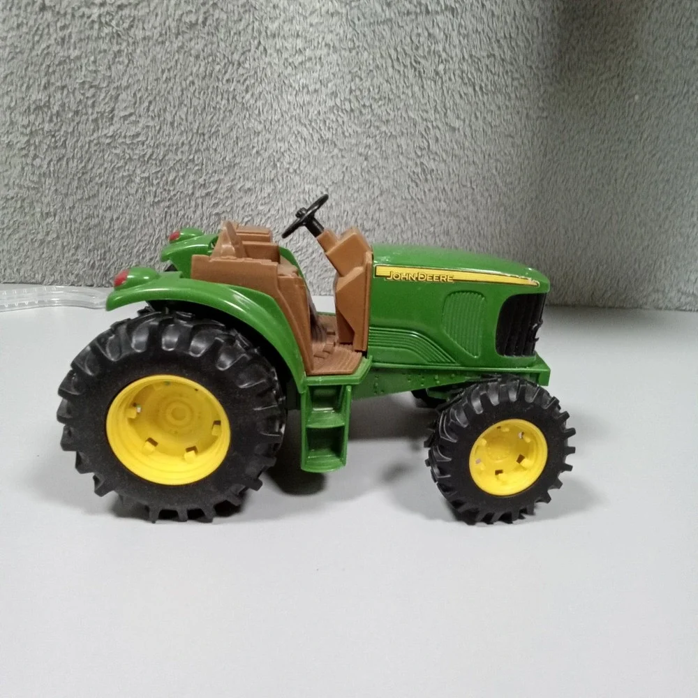 John Deere Ertl Green Toy Tractor Plastic Rolling‎ Farm Vehicle G0314WY00 Kids